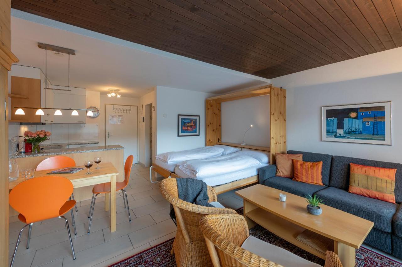 Zuhause In Den Alpen Ihre Ferienwohnung Mit Hallenbad Und Sauna Lenzerheide Exterior photo